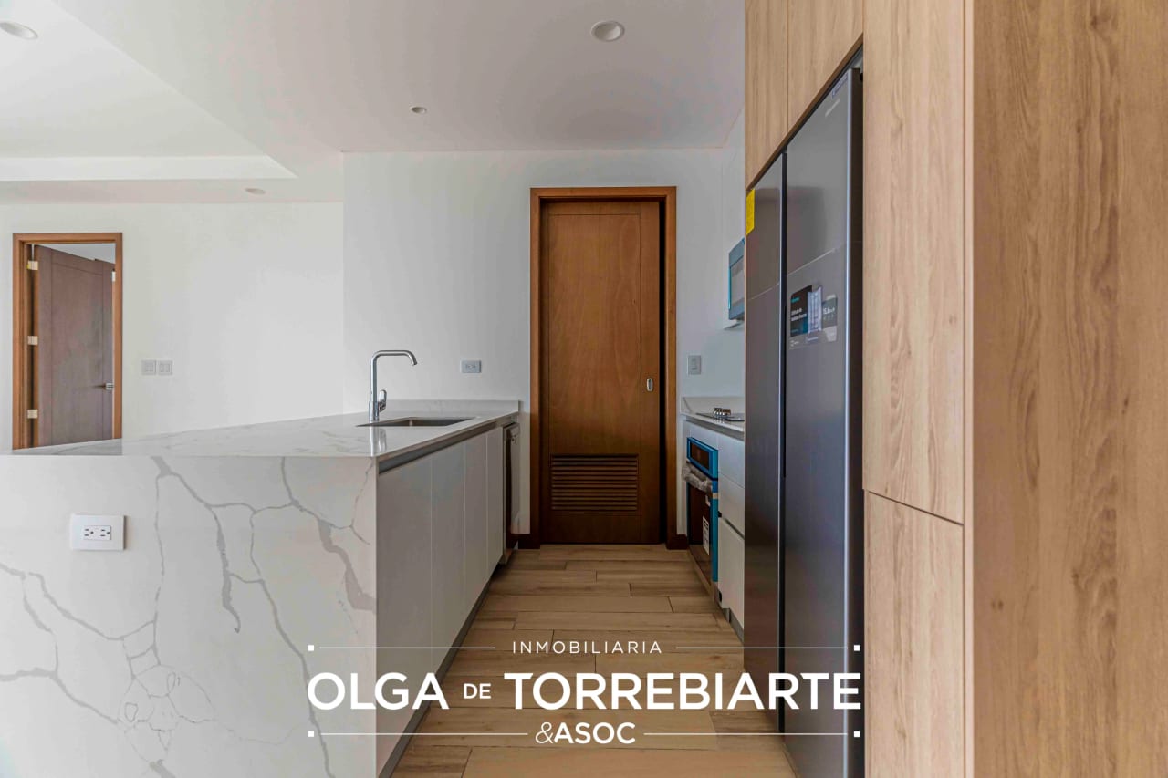 Apartamento en Ferré Diez, Zona 10 — Apartamento en Alquiler en Ferré Diez, Zona 10, Guatemala, Ciudad — foto 14 de 17
