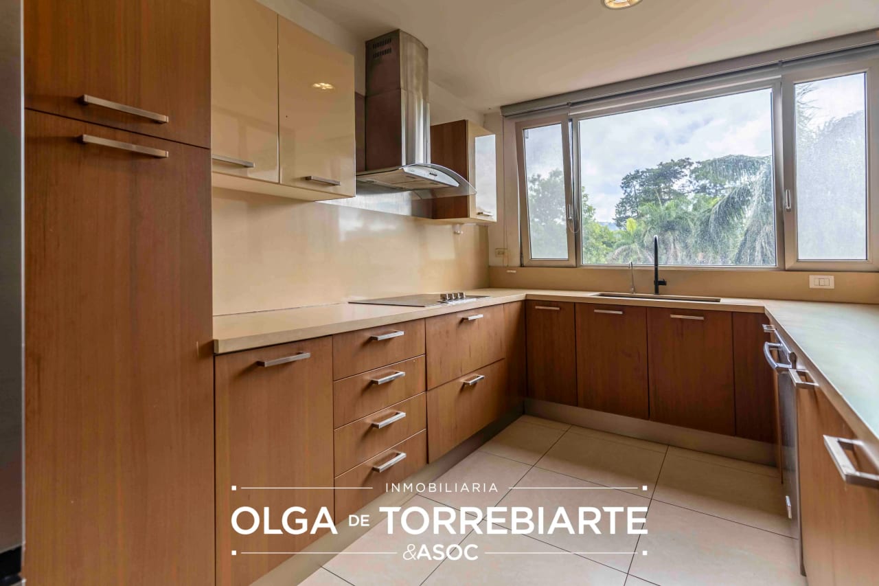 Apartamento en Tiffany Cañada, Zona 14 — Apartamento en Alquiler en Tiffany Cañada, Zona 14, Guatemala, Ciudad — foto 4 de 15