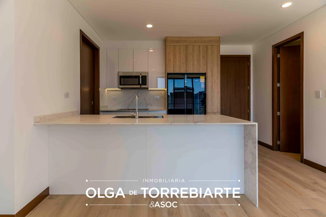 Apartamento en Ferré Diez, Zona 10 — Apartamento en Alquiler en Ferré Diez, Zona 10, Guatemala, Ciudad — foto 4 de 17