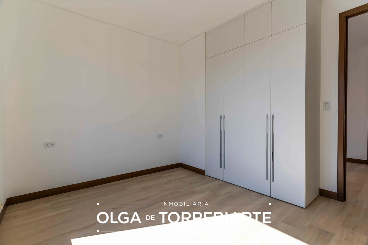 Apartamento en Ferré Diez, Zona 10 — Apartamento en Alquiler en Ferré Diez, Zona 10, Guatemala, Ciudad — foto 10 de 17