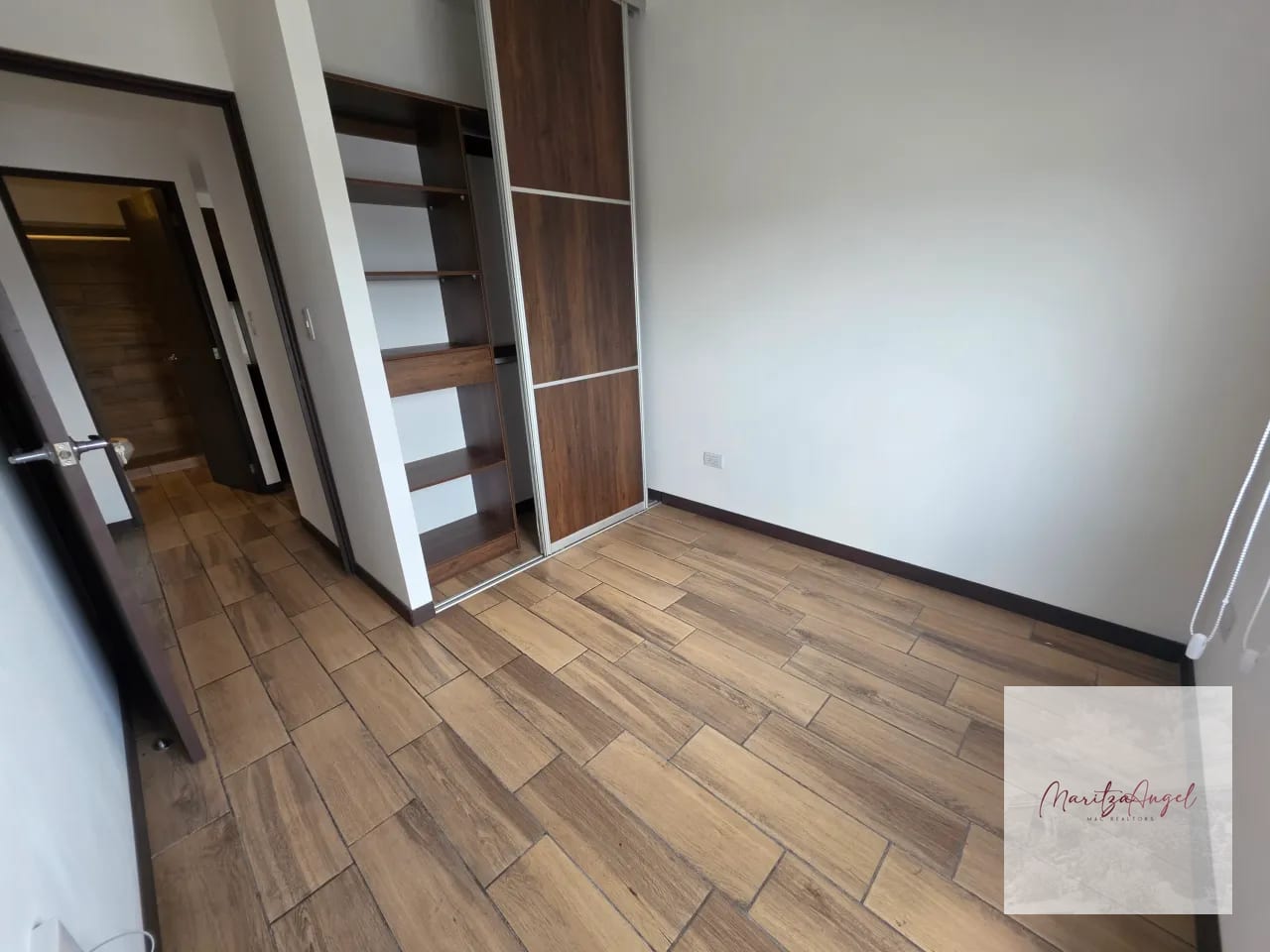 APARTAMENTO EN RENTA EN TORRE PAMPLONA ZONA 13 — Apartamento en Alquiler en Torre Pamplona 14 Calle, Zona 12, Guatemala, Ciudad — foto 6 de 12