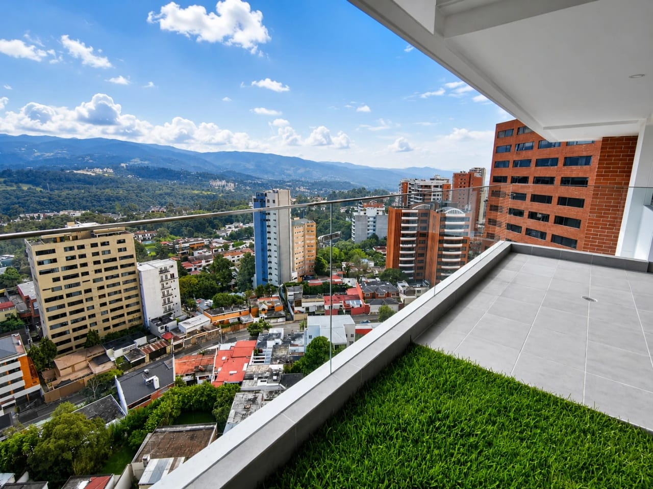 Apartamento en renta zona 14 Noguchi 3 habitaciones + 3 parqueos — Apartamento en Alquiler en Noguchi, Zona 14, Guatemala, Ciudad — foto 8 de 10