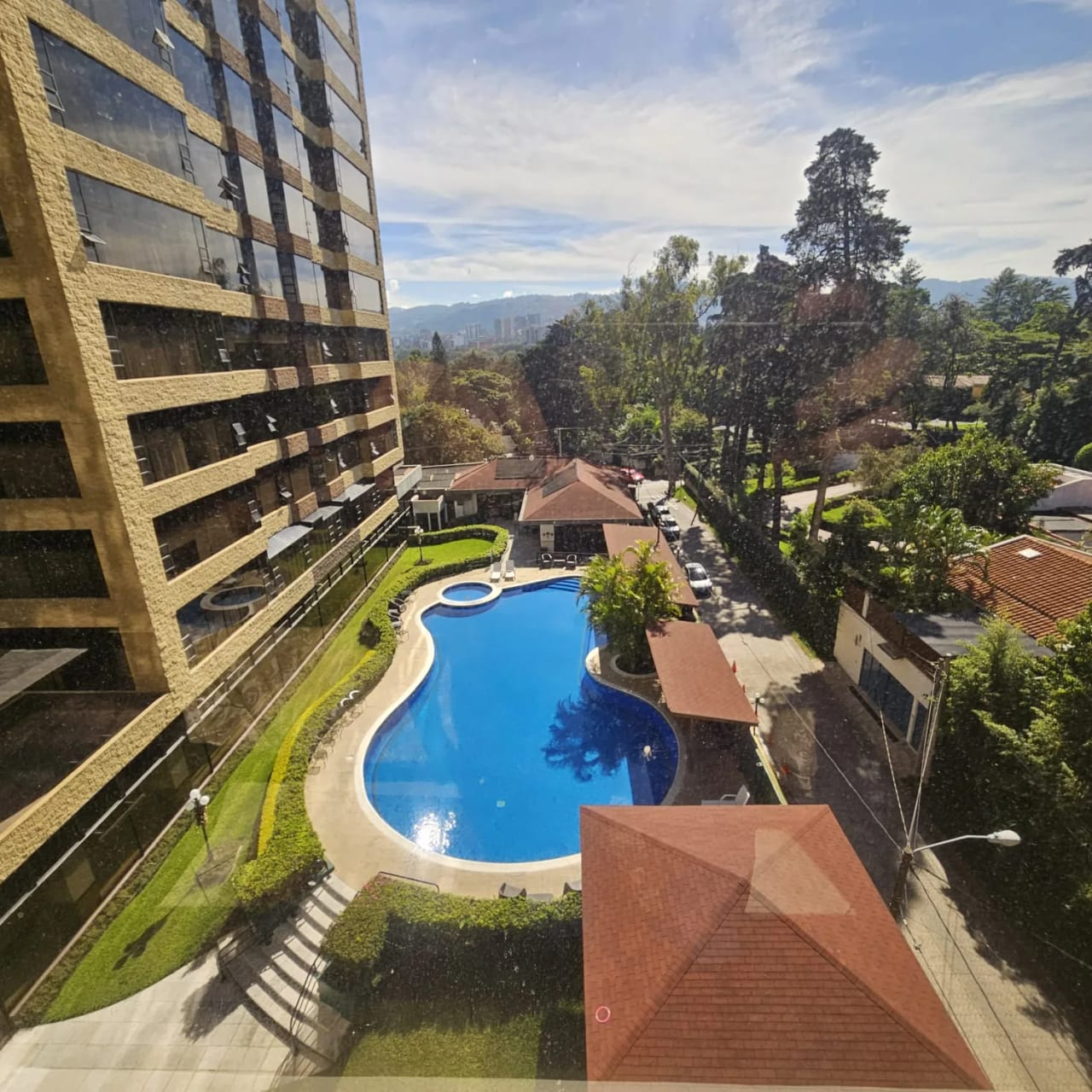 Apartamento en venta zona 10 Edif Milenia Oakland 3 habitaciones 198m² — Apartamento en Venta en Milenia, Zona 10, Guatemala, Ciudad — foto 12 de 15