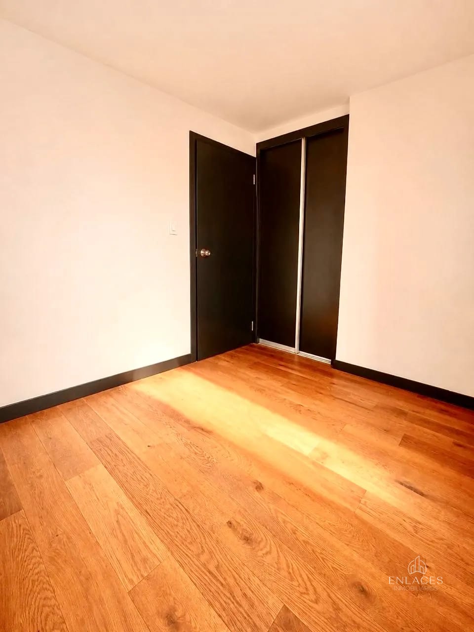 Zona 11 • Apartamento en Venta • Edificio Villa Mariscal — Apartamento en Venta en Villa Mariscal, Zona 11, Guatemala, Ciudad — foto 6 de 10