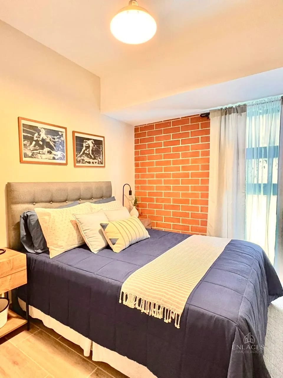 Zona 4 • Apartamento en Renta • Edificio Modra — Apartamento en Alquiler en Modra, Zona 4, Guatemala, Ciudad — foto 4 de 11