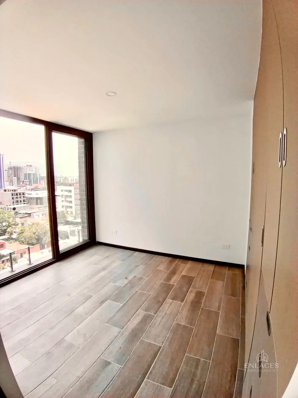 Zona 10 • Apartamento en Venta • Edificio Biko — Apartamento en Venta en Biko, Zona 10, Guatemala, Ciudad — foto 7 de 15