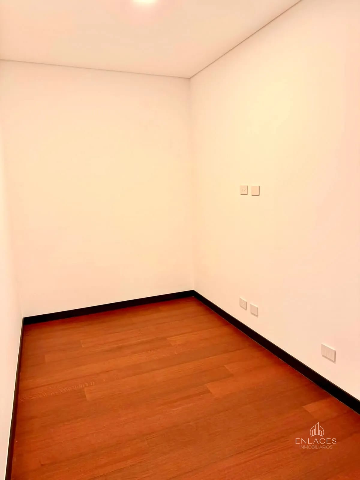 Zona 16 • Apartamento en Renta/Venta • Nogales de Cayalá — Apartamento en Alquiler en Nogales de Cayalá, Zona 16, Guatemala, Ciudad — foto 9 de 16