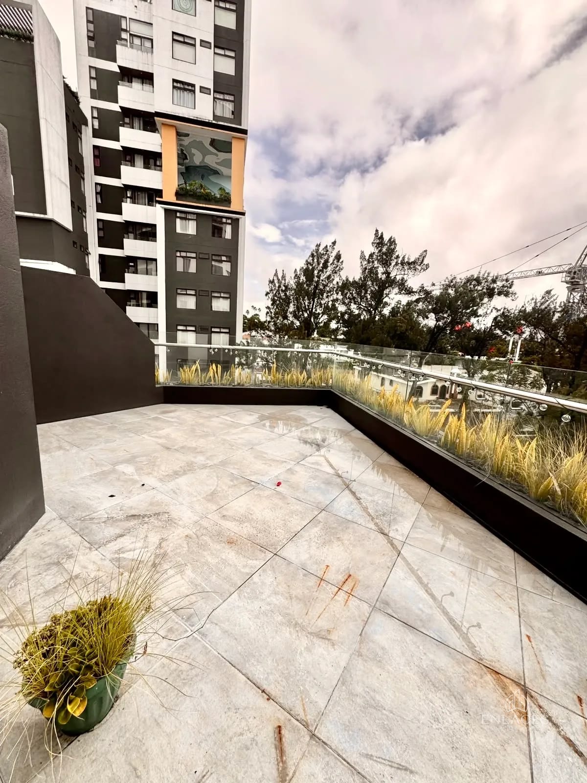 Zona 11 • Apartamento en Renta • Edificio Viro — Apartamento en Alquiler en Viró, Zona 11, Guatemala, Ciudad — foto 4 de 14