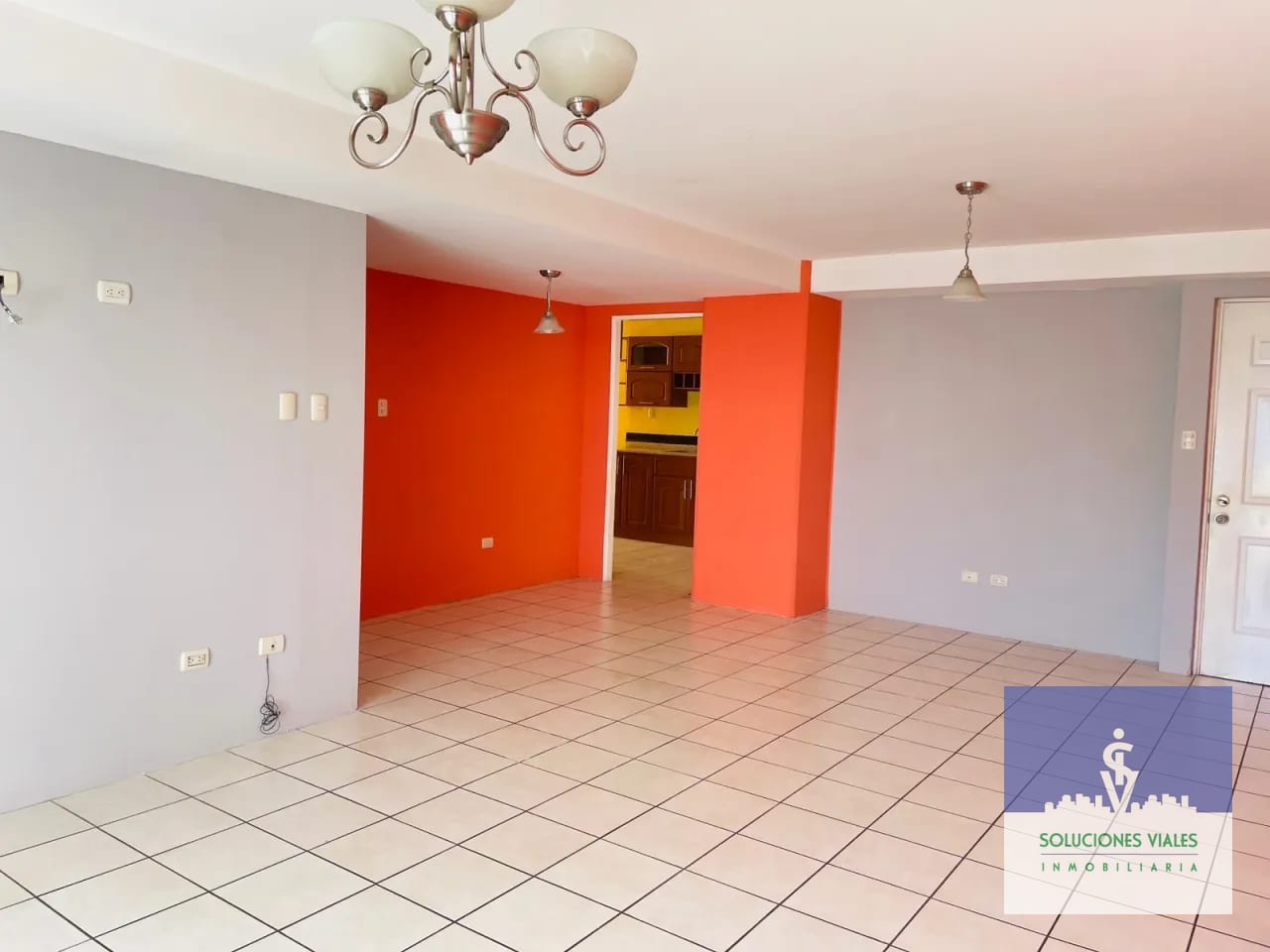 Alquilo Apartamento en Villas de San Isidro, Zona 16 — Apartamento en Alquiler en Villas de San Isidro, Zona 16, Guatemala, Ciudad — foto 3 de 9
