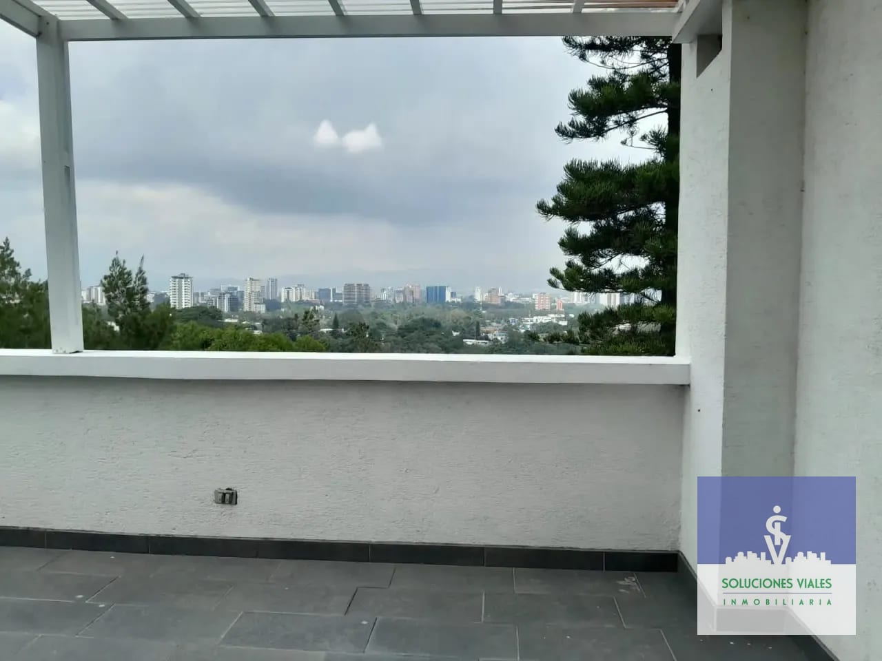 Alquilo Apartamento Loft Amueblado Zona 15, Vista Hermosa 3 — Apartamento en Alquiler en Adamant, Zona 15, Guatemala, Ciudad — foto 1 de 12