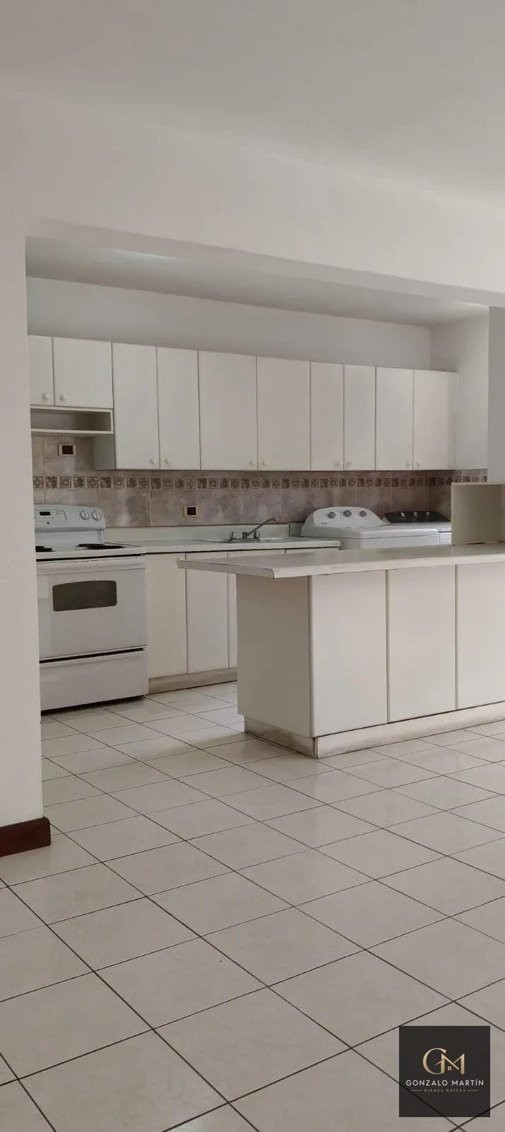 Apartamento en Renta Zona 15 — Apartamento en Alquiler en Zona 15, Guatemala, Ciudad — foto 3 de 17