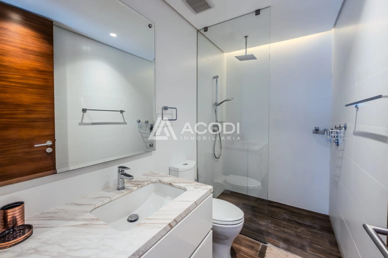 Apartamento en Zona 10 — Apartamento en Alquiler en Zona 10, Guatemala, Ciudad — foto 9 de 10