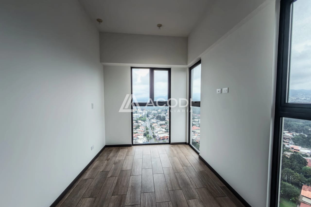 Apartamento en nivel alto en Altaire, zona 11 — Apartamento en Venta en Zona 11, Guatemala, Ciudad — foto 8 de 16