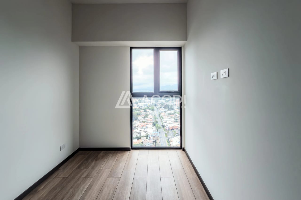 Apartamento en nivel alto en Altaire, zona 11 — Apartamento en Venta en Zona 11, Guatemala, Ciudad — foto 11 de 16