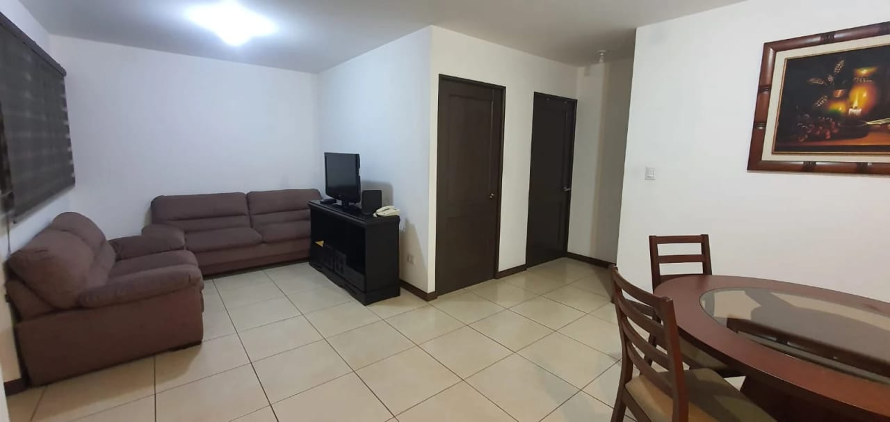 Apartamento amueblado en Zona 11 — Apartamento en Alquiler en Zona 11, Guatemala, Ciudad — foto 1 de 11
