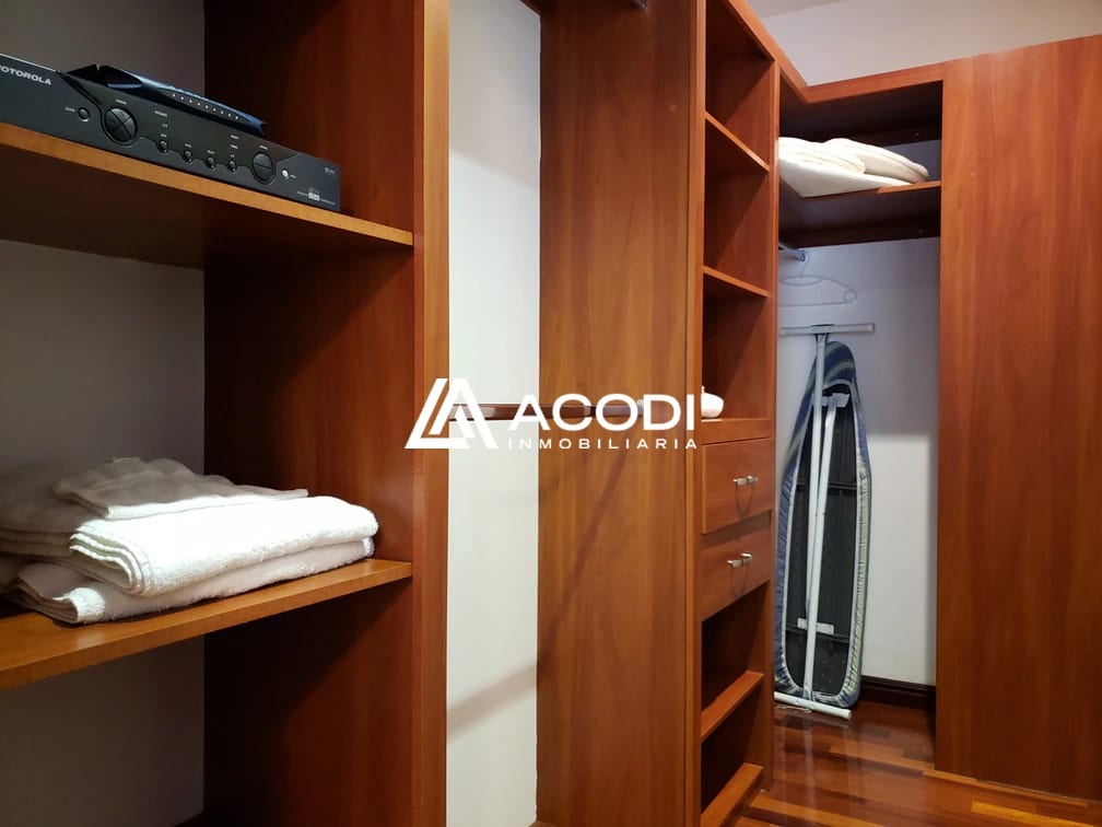 Apartamento amueblado en zona 14 — Apartamento en Alquiler en Zona 14, Guatemala, Ciudad — foto 3 de 11