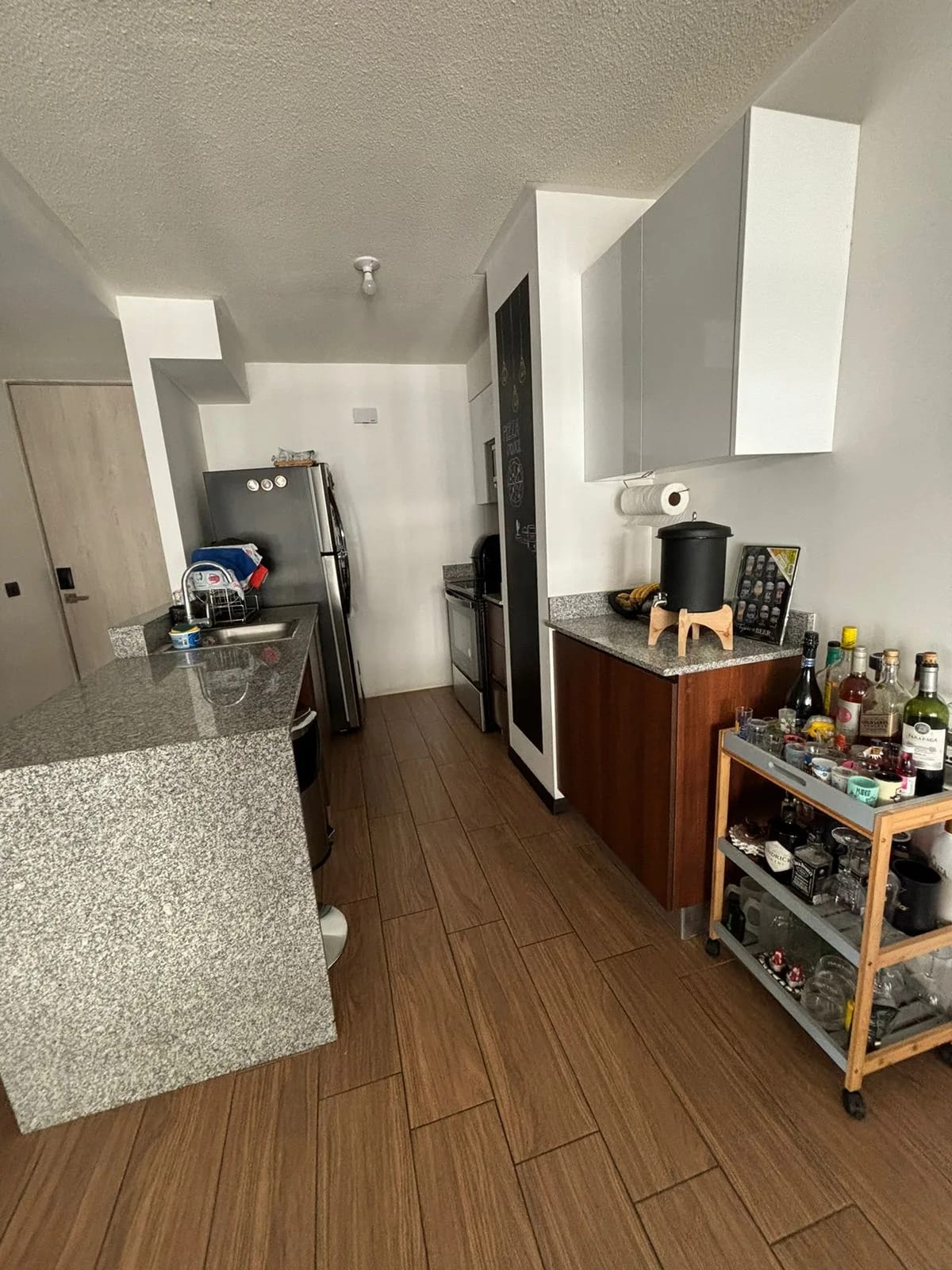 Apartamento en Zona 11 — Apartamento en Alquiler en Zona 11, Guatemala, Ciudad — foto 4 de 10