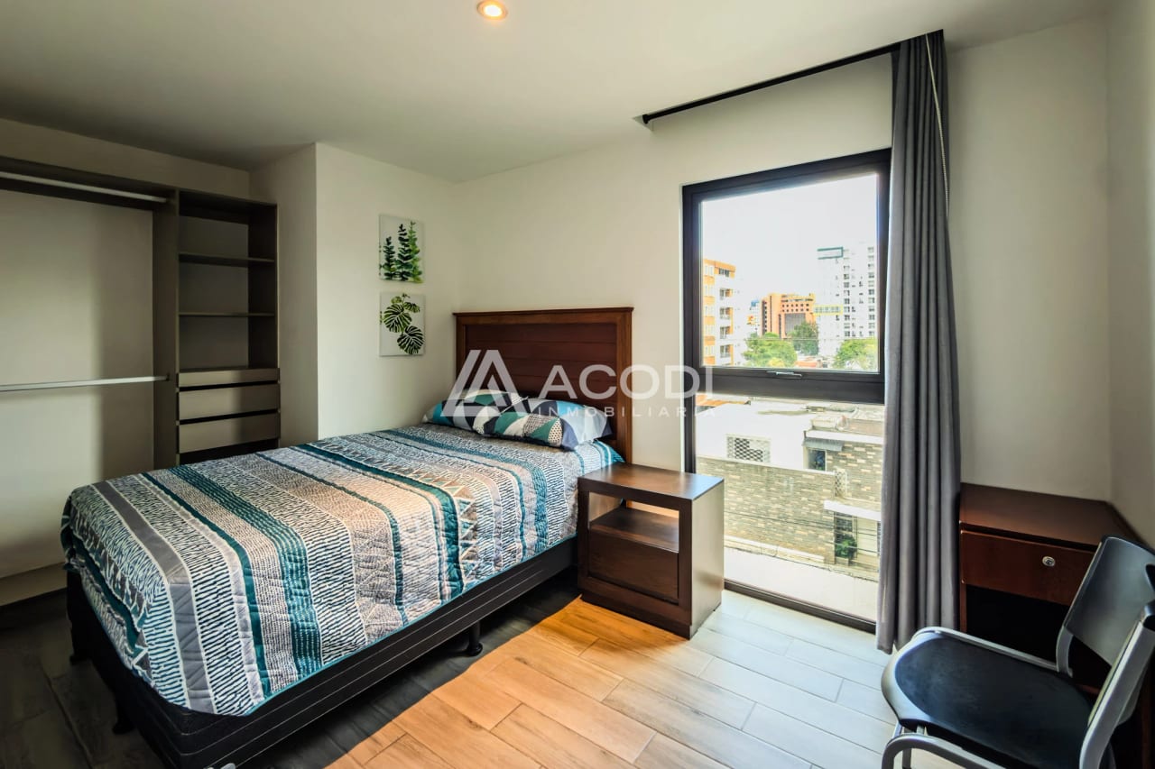 Apartamento en Zona 10 — Apartamento en Alquiler en Zona 10, Guatemala, Ciudad — foto 6 de 9