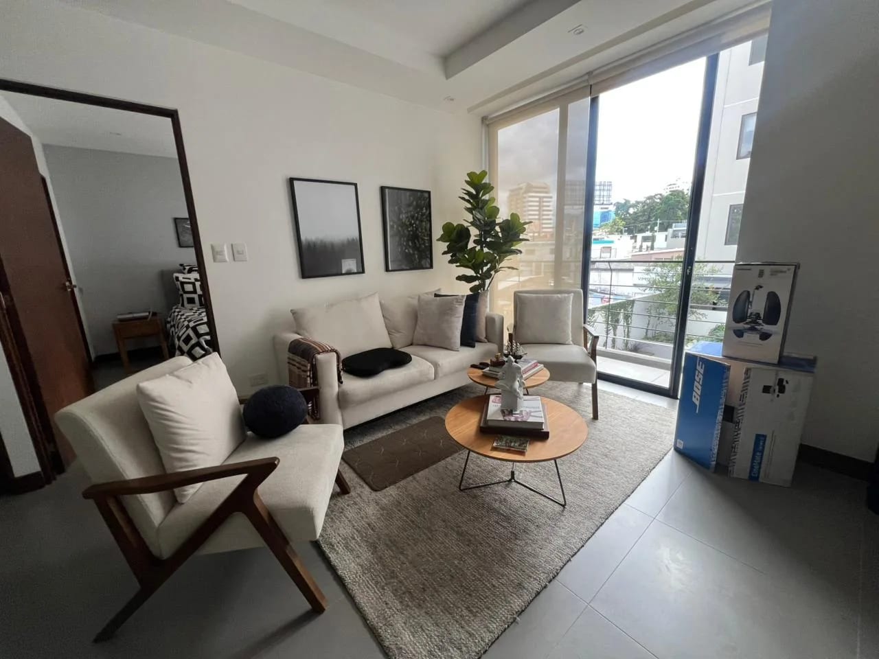Apartamento amueblado en Zona 13 — Apartamento en Alquiler en Zona 13, Guatemala, Ciudad — foto 1 de 5
