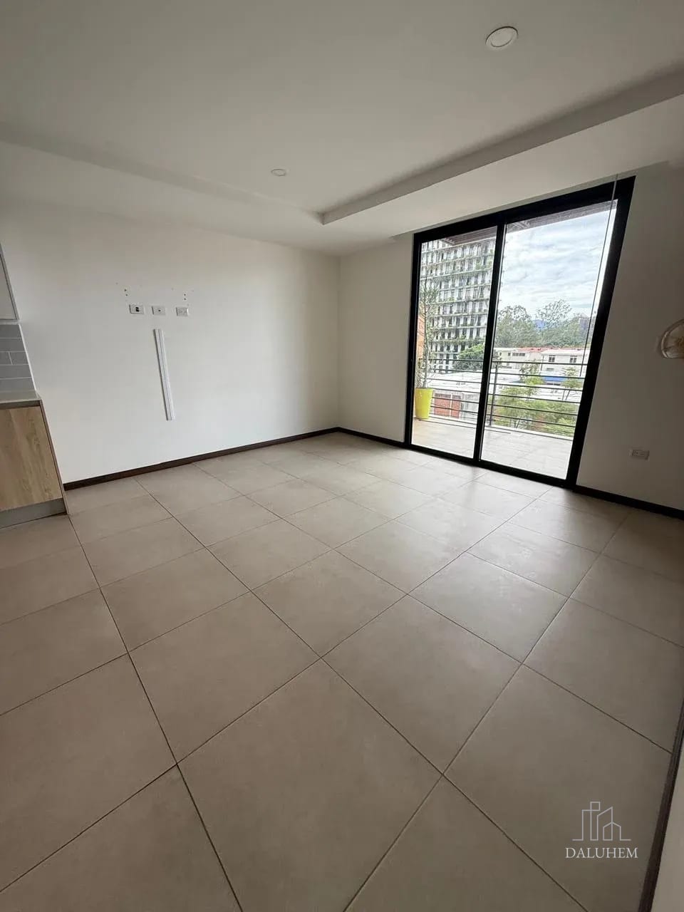 Apartamento en Renta Edificio Mira, Zona 10 1 Habitación — Apartamento en Alquiler en Mira, Zona 10, Guatemala, Ciudad — foto 3 de 17