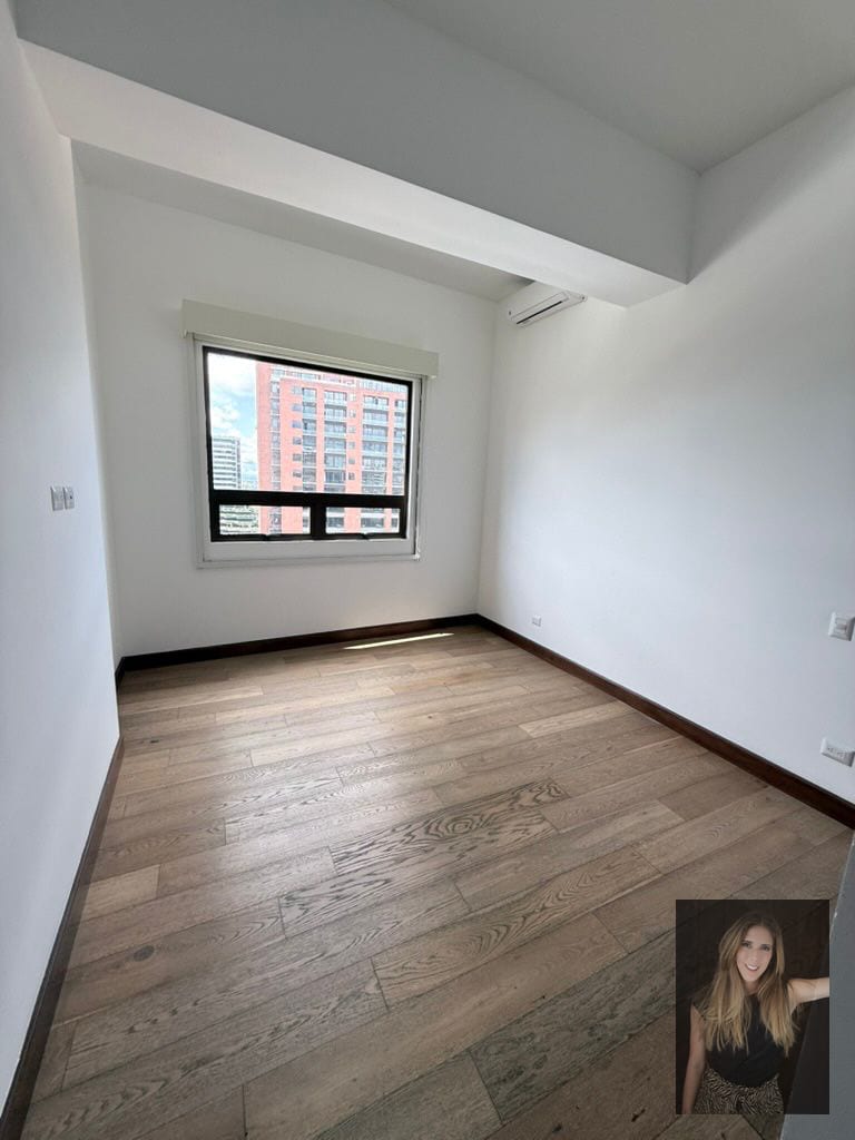 Apartamento en renta en Edificio en zona 10 a una cuadra de Oakland — Apartamento en Alquiler en Zona 10, Guatemala, Ciudad — foto 11 de 17