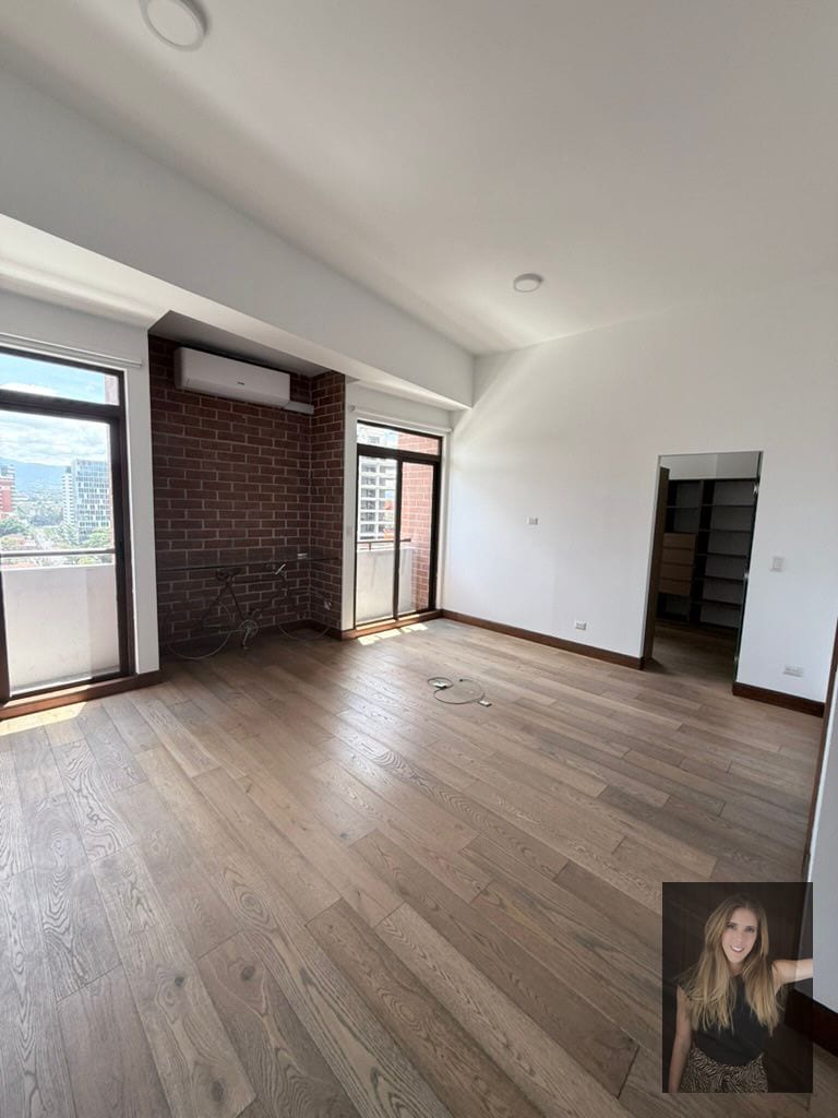 Apartamento en renta en Edificio en zona 10 a una cuadra de Oakland — Apartamento en Alquiler en Zona 10, Guatemala, Ciudad — foto 13 de 17