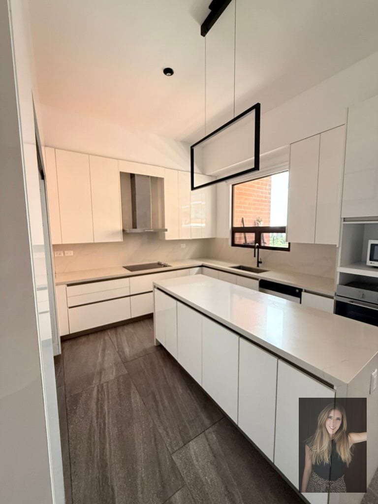 Apartamento en renta en Edificio en zona 10 a una cuadra de Oakland — Apartamento en Alquiler en Zona 10, Guatemala, Ciudad — foto 14 de 17
