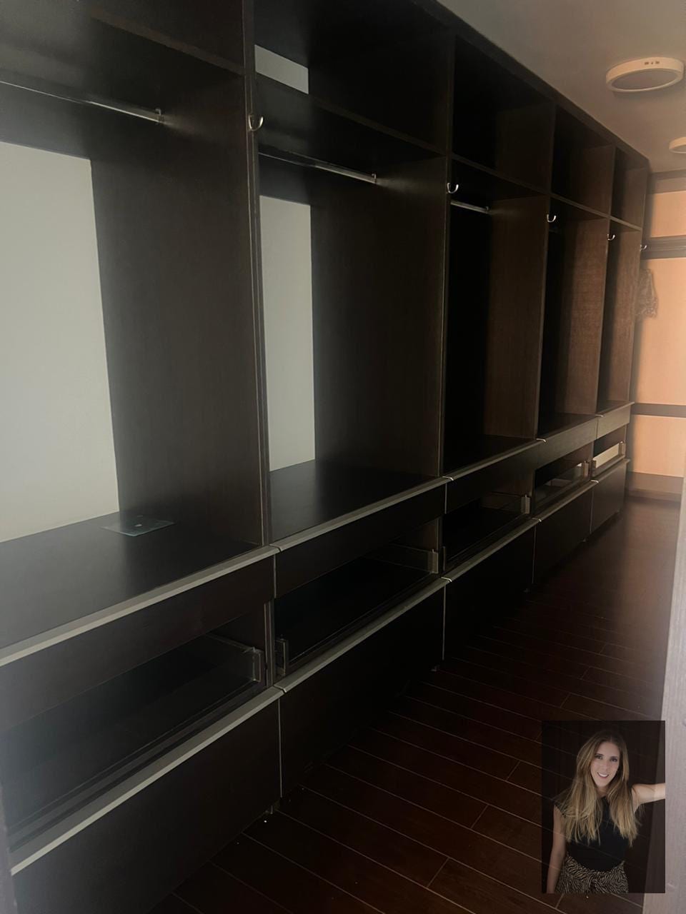 Apartamento en renta Edificio Attica zona 14 — Apartamento en Alquiler en Zona 14, Guatemala, Ciudad — foto 5 de 16