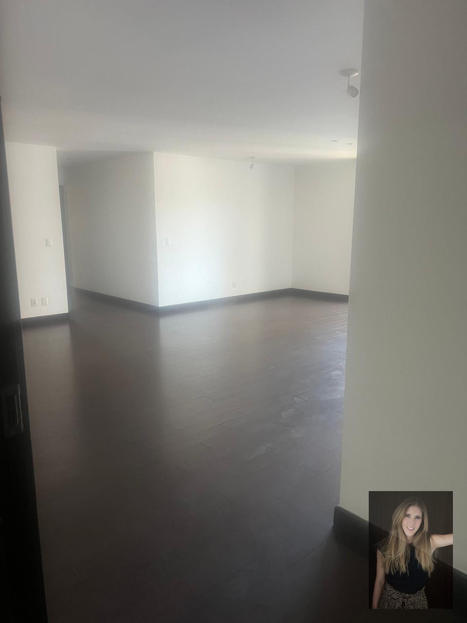 Apartamento en renta Edificio Attica zona 14 — Apartamento en Alquiler en Zona 14, Guatemala, Ciudad — foto 7 de 16