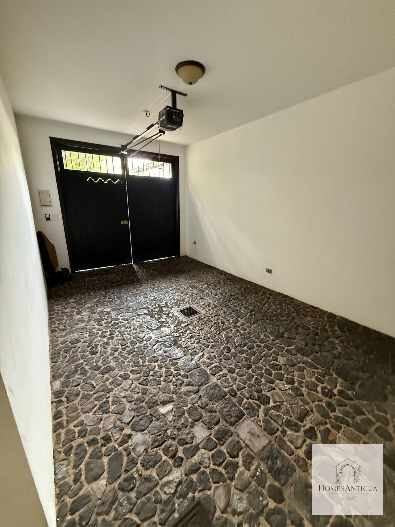 Loft en Venta Condominio El Monasterio — Apartamento en Venta en Antigua, Sacatepéquez — foto 8 de 15