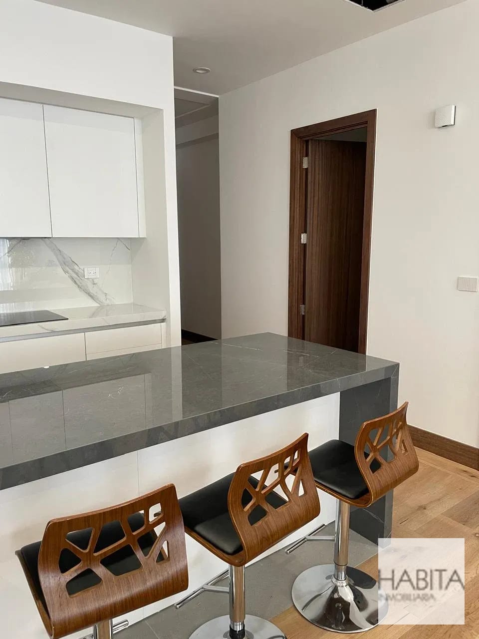 Apartamento Amueblado en Alquiler en Altezza Cayalá — Apartamento en Alquiler en Zona 16, Guatemala, Ciudad — foto 5 de 17
