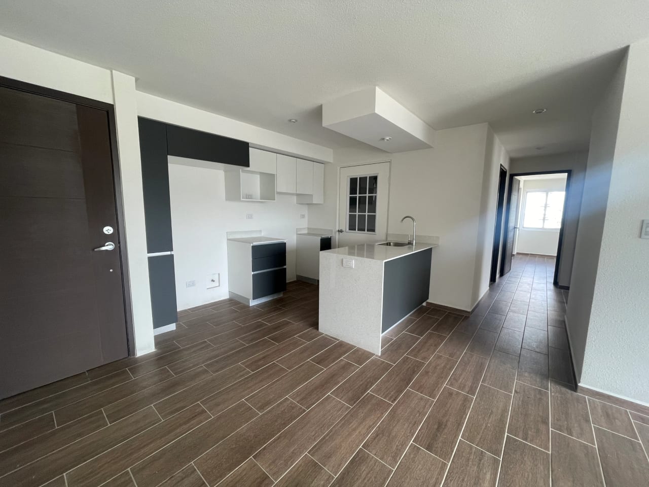 Apartamento en Venta en Parque Mateo — Apartamento en Venta en Parque Mateo, Zona 7, Guatemala, Ciudad — foto 1 de 8