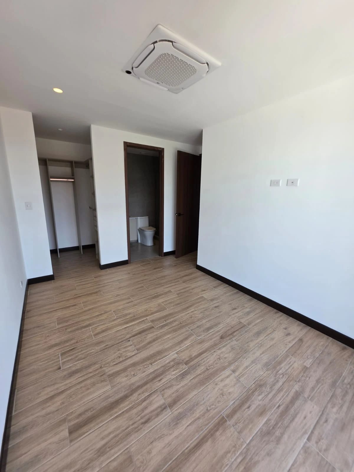 Apartamento renta Abitare zona 13 3 habitaciones — Apartamento en Alquiler en Zona 13, Guatemala, Ciudad — foto 2 de 11