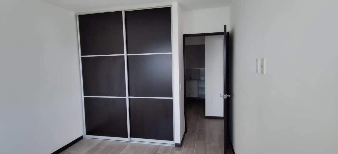 Renta Segheria 2 hab con vista al parque zona 14 — Apartamento en Alquiler en Segheria, Zona 14, Guatemala, Ciudad — foto 6 de 6