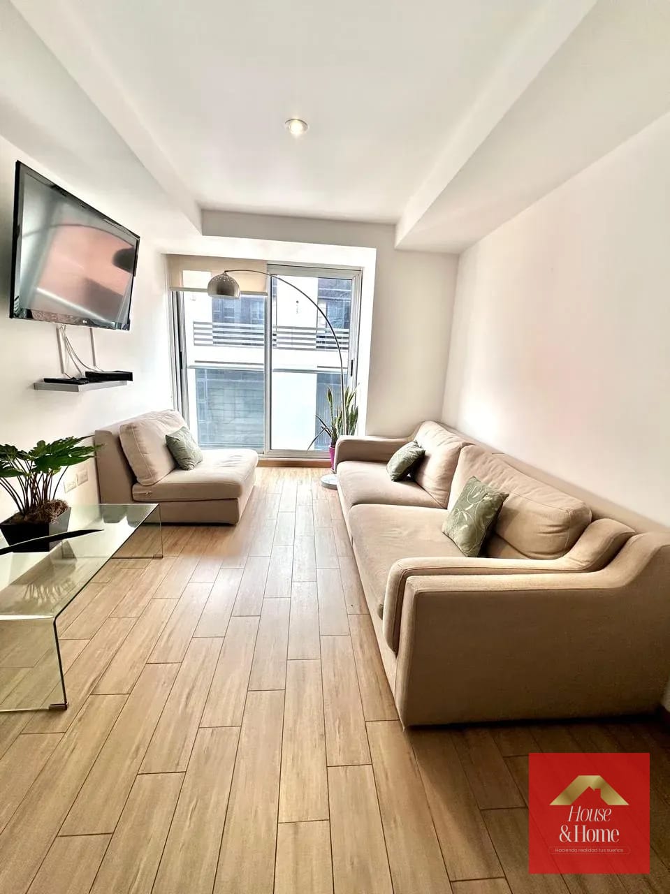 Renta de apartamento en zona 10 — Apartamento en Alquiler en Zona 10, Guatemala, Ciudad — foto 2 de 14