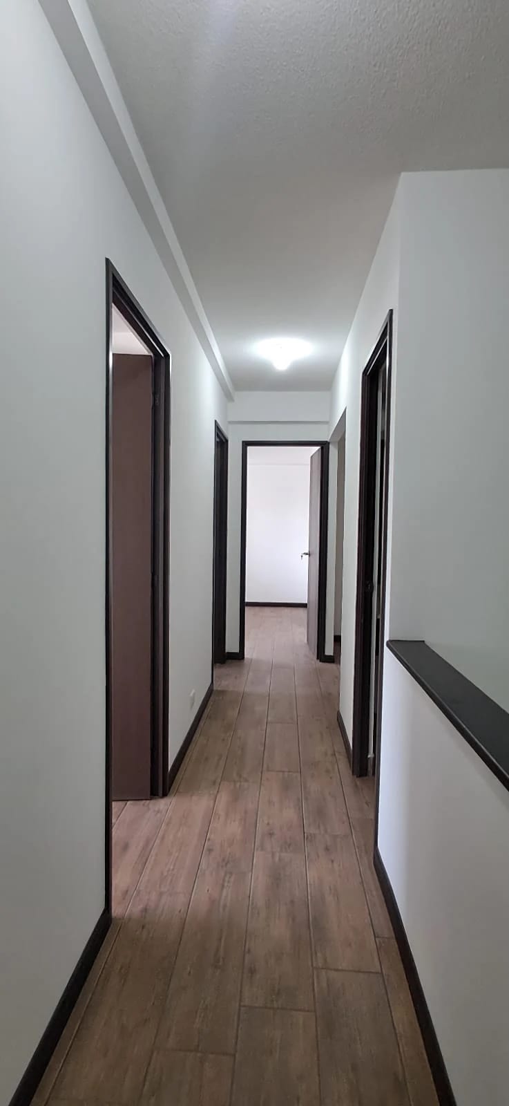 Apartamento tipo Villa en Condado Naranjo zona 4 de Mixco — Apartamento en Alquiler en Condado Naranjo, Zona 4 Mixco, Guatemala, Ciudad — foto 5 de 13