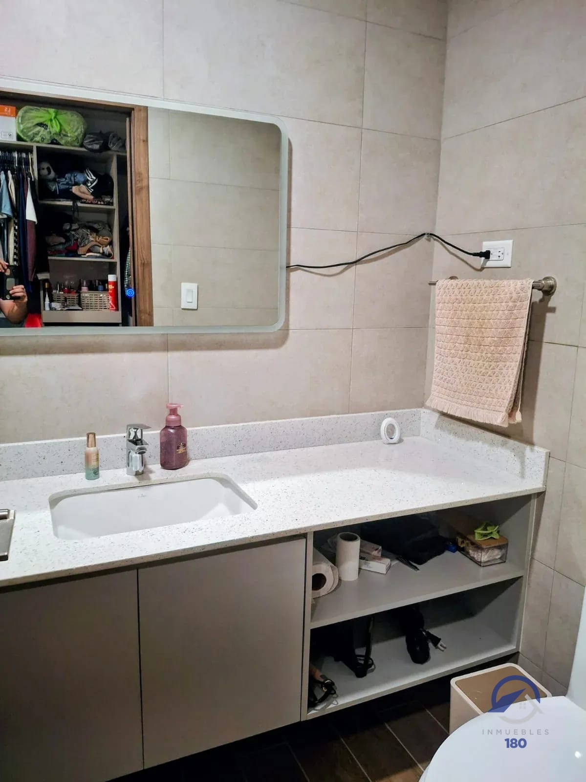 Apartamento en venta en Parque 14, zona 14 — Apartamento en Venta en Parque 14, Zona 14, Guatemala, Ciudad — foto 11 de 13