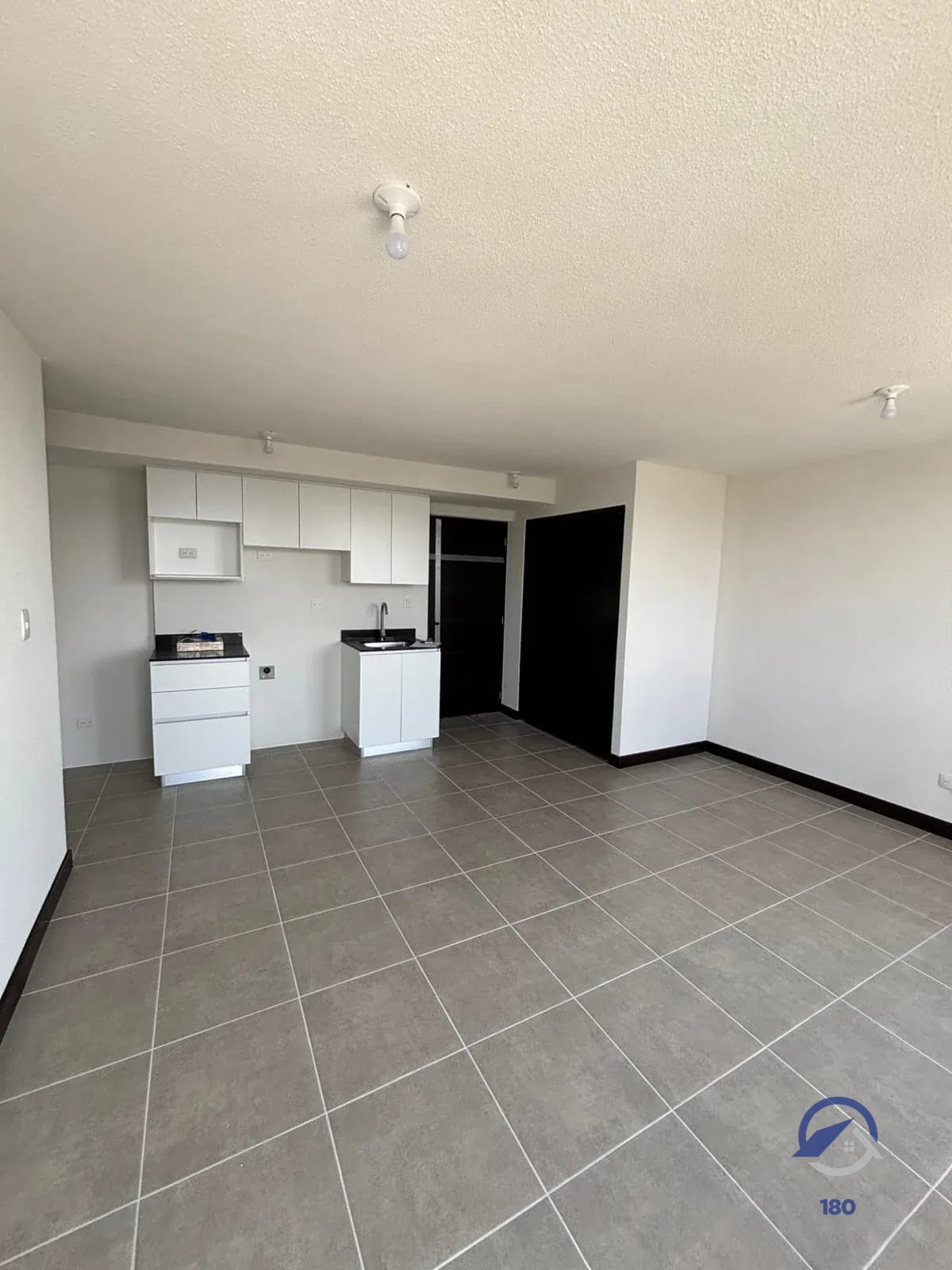 Apartamento en venta en Edificio Esenta, zona 12 — Apartamento en Venta en Esenta, Zona 12, Guatemala, Ciudad — foto 3 de 15