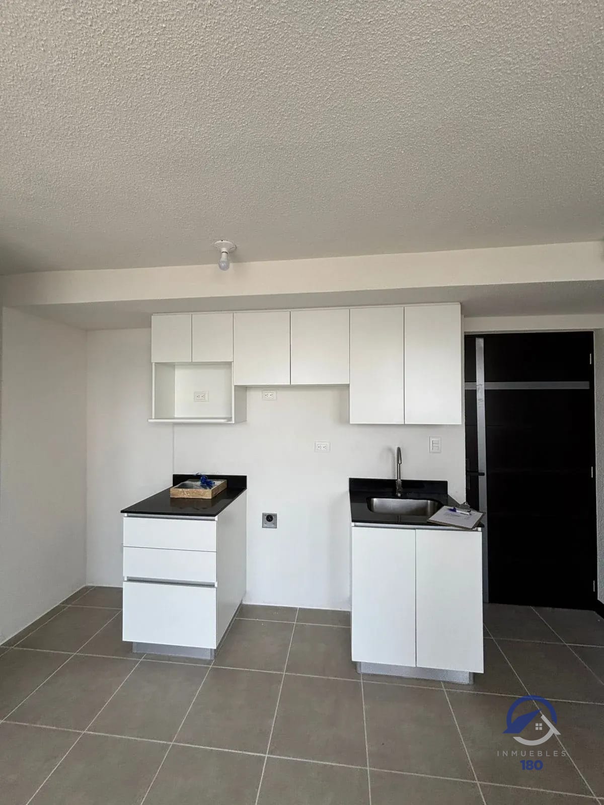Apartamento en venta en Edificio Esenta, zona 12 — Apartamento en Venta en Esenta, Zona 12, Guatemala, Ciudad — foto 2 de 15