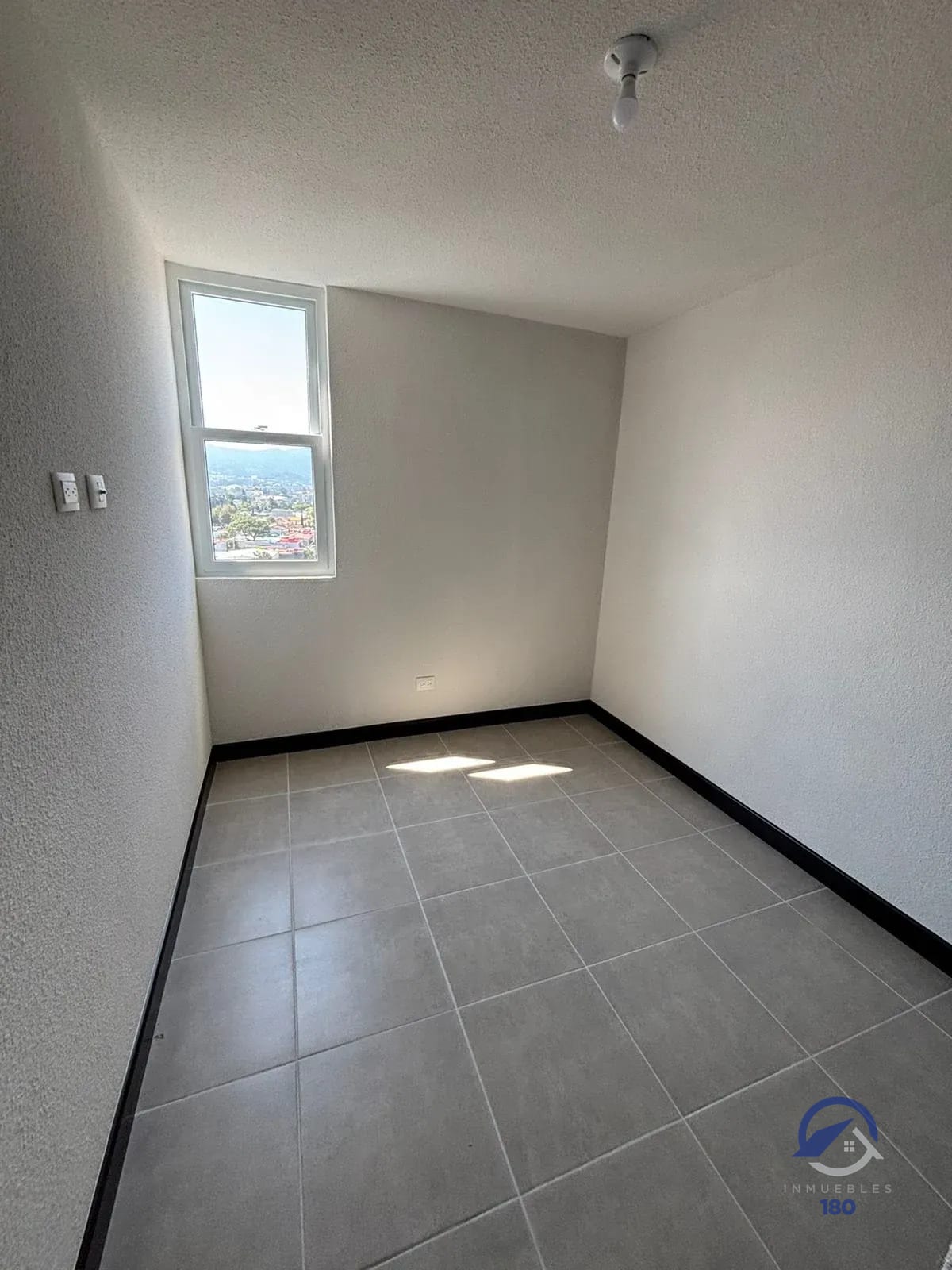 Apartamento en venta en Edificio Esenta, zona 12 — Apartamento en Venta en Esenta, Zona 12, Guatemala, Ciudad — foto 5 de 15