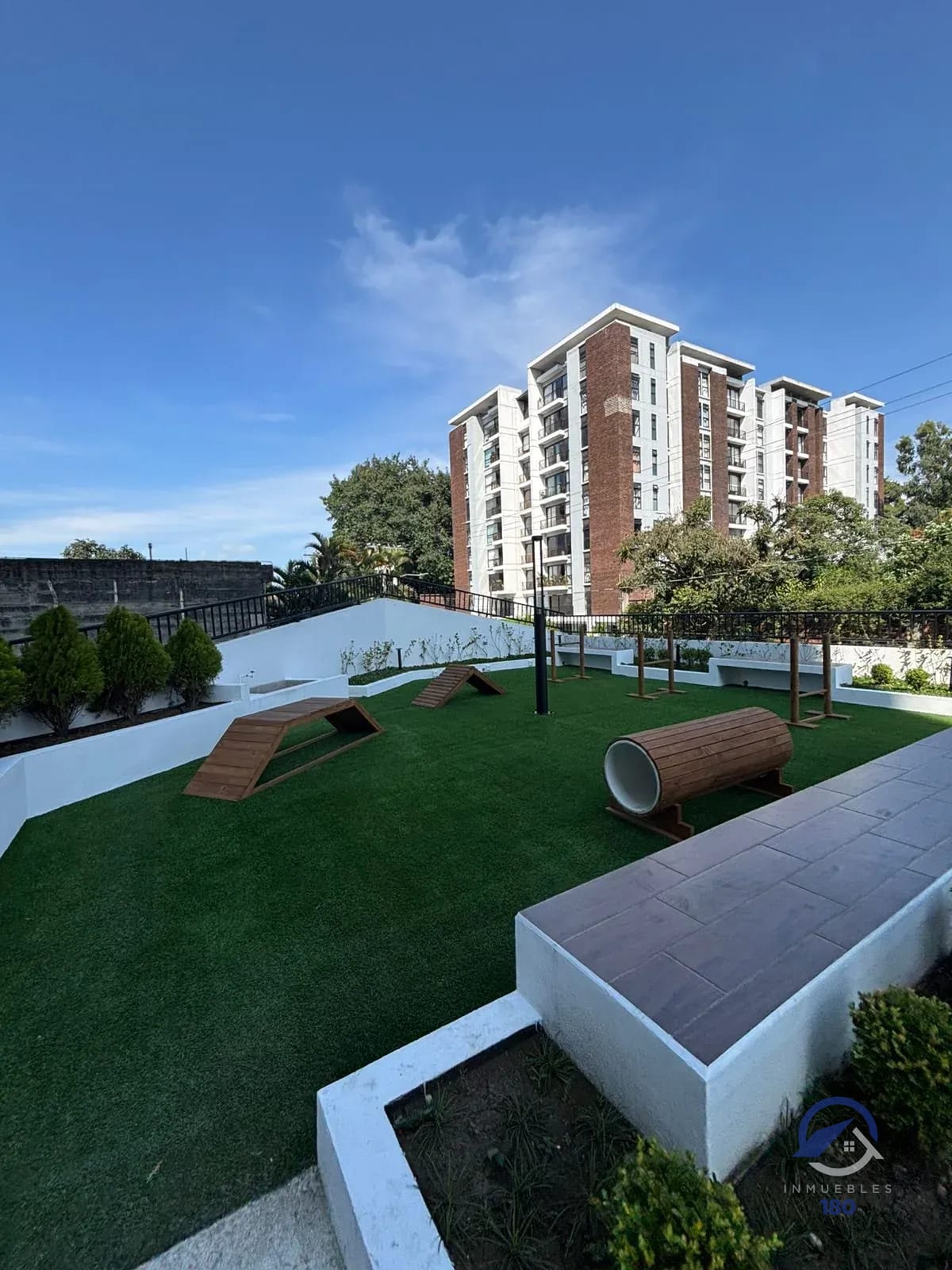 Apartamento en venta en Edificio Esenta, zona 12 — Apartamento en Venta en Esenta, Zona 12, Guatemala, Ciudad — foto 14 de 15