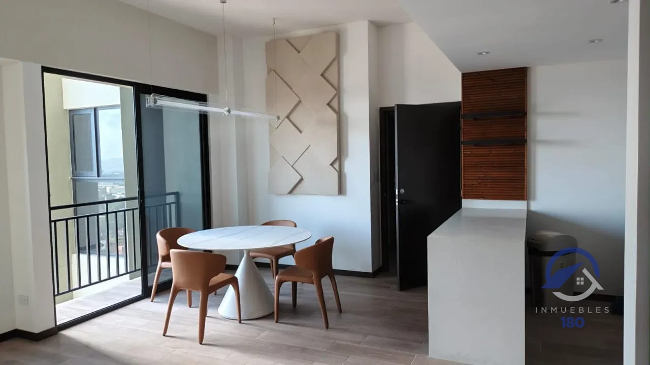Apartamento en renta en Edificio Altaire, zona 11 — Apartamento en Alquiler en Zona 11, Guatemala, Ciudad — foto 2 de 11