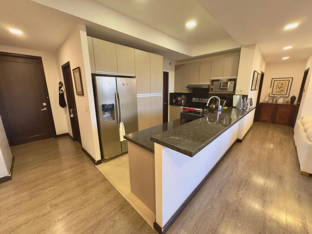 Venta de amplio apartamento en Edificio Quinze | Vista Hermosa 1 en Zona 15 - dentro de garitas. — Apartamento en Venta en Quinze, Zona 15, Guatemala, Ciudad — foto 11 de 15