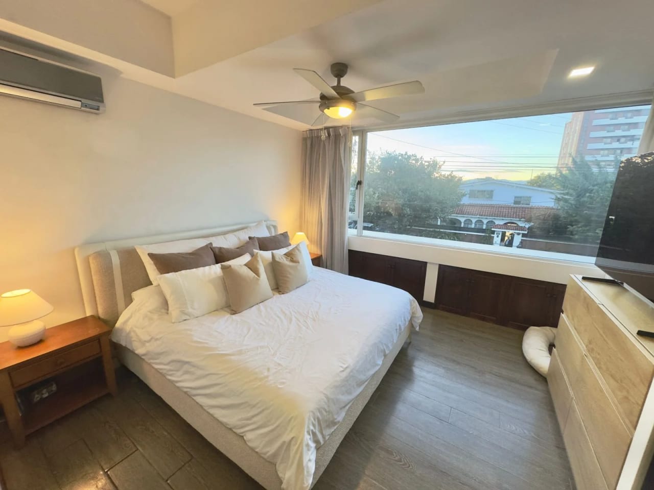 Venta de amplio apartamento en Edificio Quinze | Vista Hermosa 1 en Zona 15 - dentro de garitas. — Apartamento en Venta en Quinze, Zona 15, Guatemala, Ciudad — foto 9 de 15