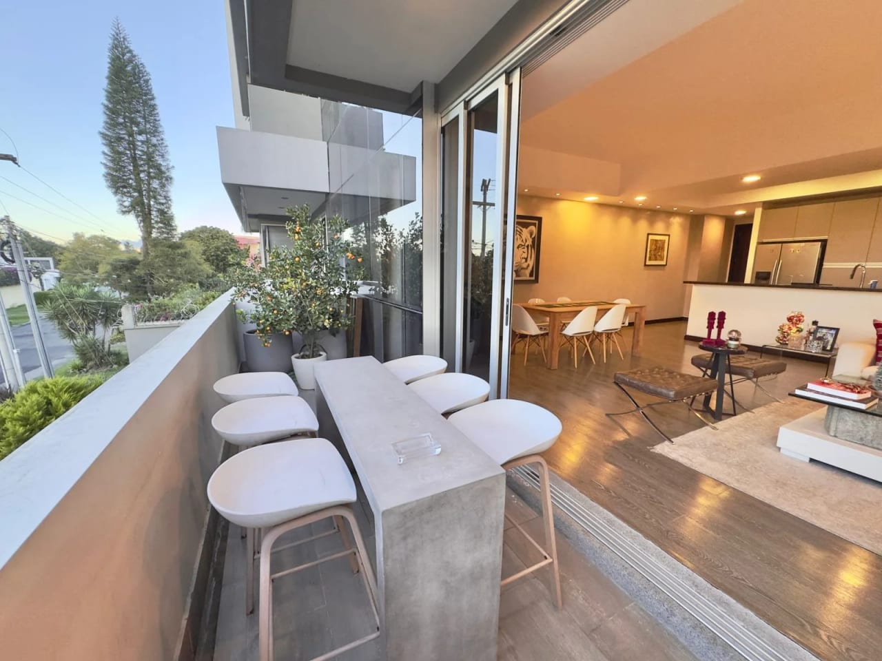Venta de amplio apartamento en Edificio Quinze | Vista Hermosa 1 en Zona 15 - dentro de garitas. — Apartamento en Venta en Quinze, Zona 15, Guatemala, Ciudad — foto 10 de 15