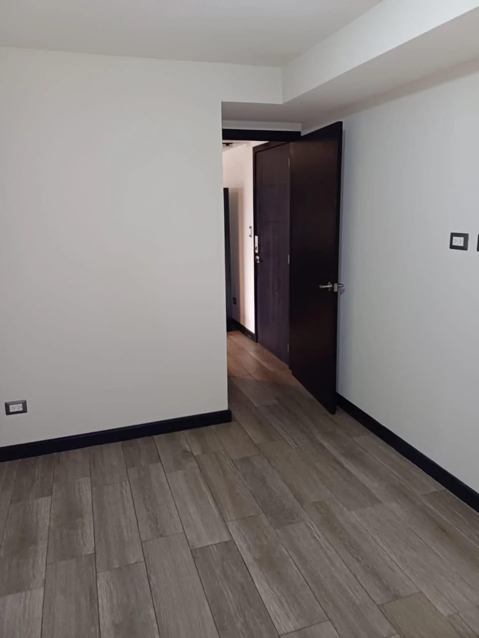 Venta de apartamento en Edificio Punto Mariscal Zona 11 — Apartamento en Venta en Punto Mariscal, Zona 11, Guatemala, Ciudad — foto 9 de 17