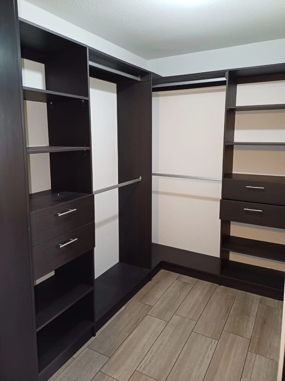Venta de apartamento en Edificio Punto Mariscal Zona 11 — Apartamento en Venta en Punto Mariscal, Zona 11, Guatemala, Ciudad — foto 10 de 17