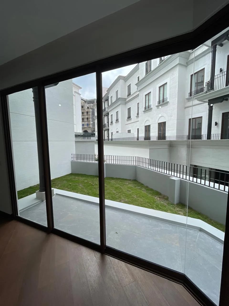 Renta de Apartamento Nuevo con Patio en Nogales de Cayala 1 Zona 16 — Apartamento en Alquiler en Nogales de Cayalá, Zona 16, Guatemala, Ciudad — foto 11 de 11