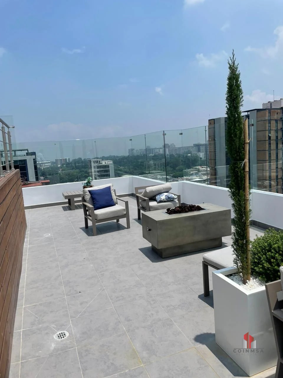 Apartamento en renta en zona 10 / Casalini Diagonal 6 - 11