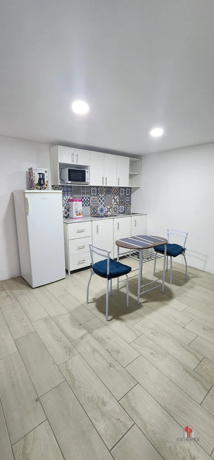 Apartamento amueblado tipo loft zona 10 / Oakland - 2